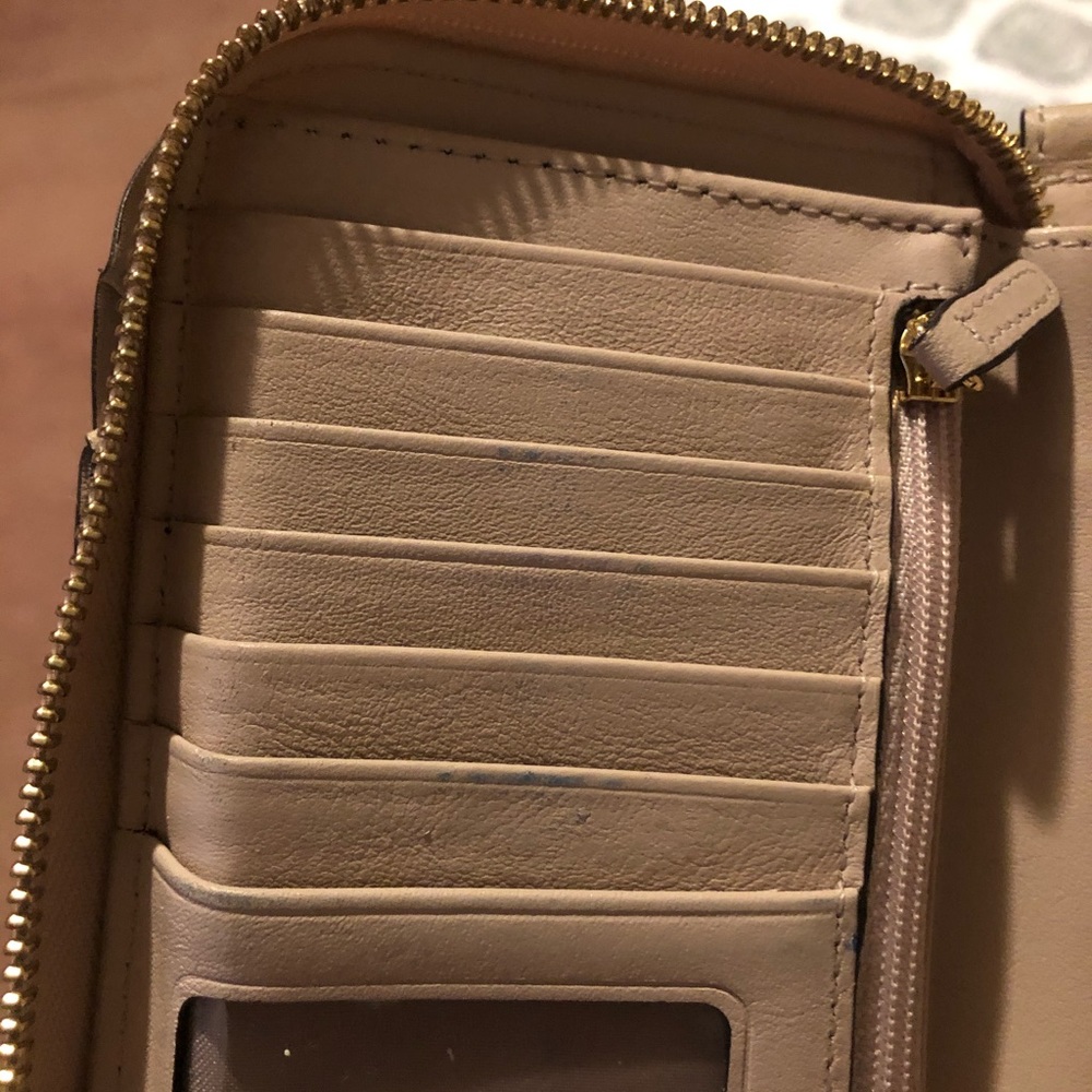 Micheal Kors purse and wallet set